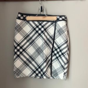 WHBM skirt size 2
